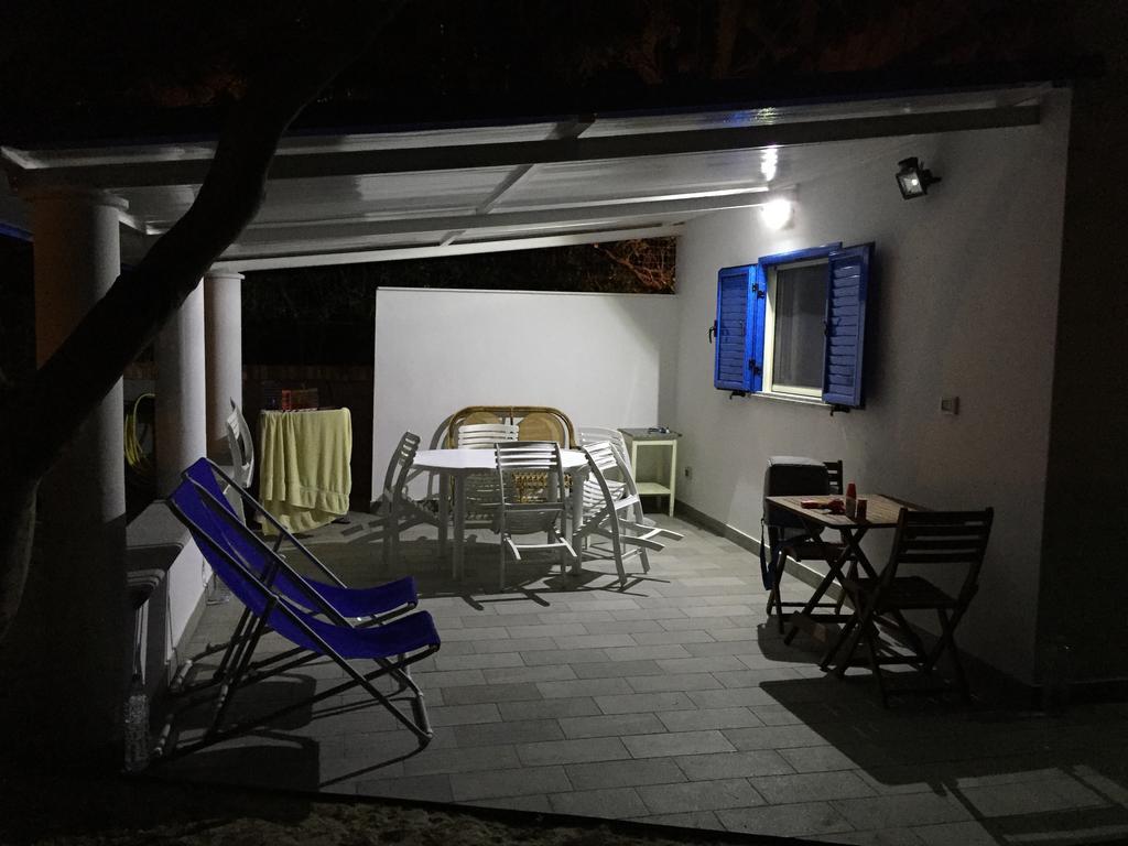 הוילה סוברטו מרינה Italian Breeze חדר תמונה